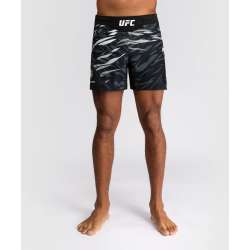 UFC fusion Venum authentic fight night shorts noir blanc