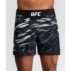 UFC fusion Venum authentic fight night shorts noir blanc 3