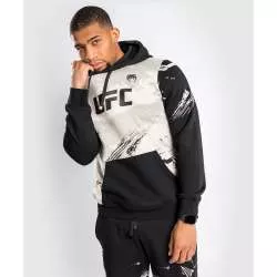 Sweat-shirt à capuche Venum UFC (sable/noir)1