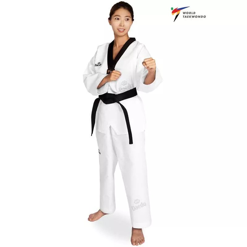 Dobok taekwondo col noir Daedo WT